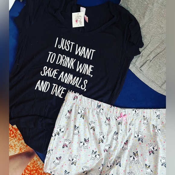 🔥NWT & LIKE NEW PET DOG LOVER LOUNGE T-SHIRT SHORT LOT OF 4 S/M BOSTON - Picture 2 of 7